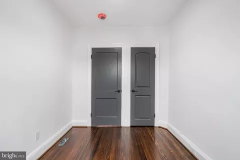 Entry Way - 83 Willow Spg, Dundalk, MD 21222 photo 3 of 5
