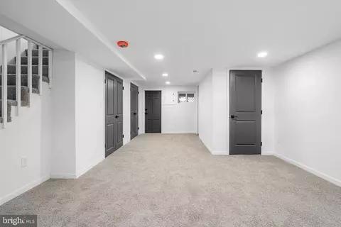 Entry Way - 83 Willow Spg, Dundalk, MD 21222 photo 4 of 5
