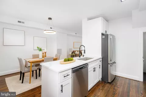 Kitchen - 83 Willow Spg, Dundalk, MD 21222 photo 2 of 3