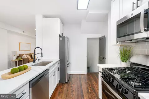 Kitchen - 83 Willow Spg, Dundalk, MD 21222 photo 3 of 3