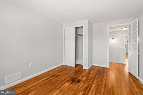 Bedroom - 1407 Shefford Rd, Baltimore, MD 21239 photo 4 of 6