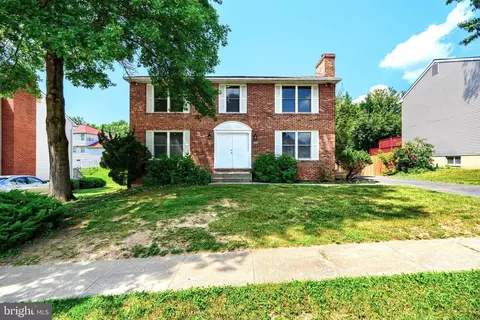 204 Berry Vine Dr, Owings Mills, MD 21117