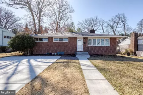 17 Atherton Rd, Lutherville Timonium, MD 21093