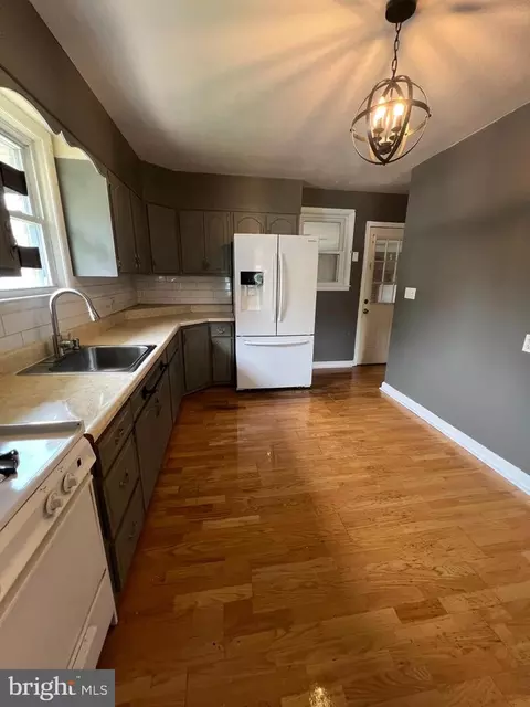 Other - 8211 Beach Dr, Dundalk, MD 21222 photo 5 of 22