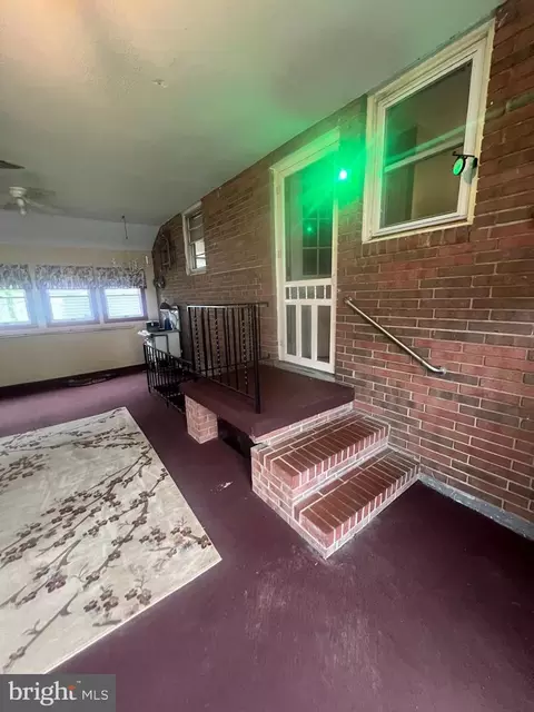Exterior - 8211 Beach Dr, Dundalk, MD 21222 photo 4 of 8