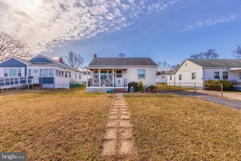 559 Compass Rd, Middle River, MD 21220