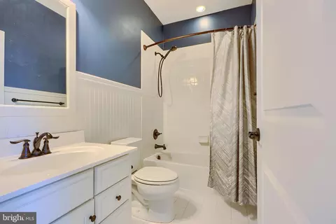 Bath - 10401 Campbell Blvd, Baltimore, MD 21220 photo 1 of 7