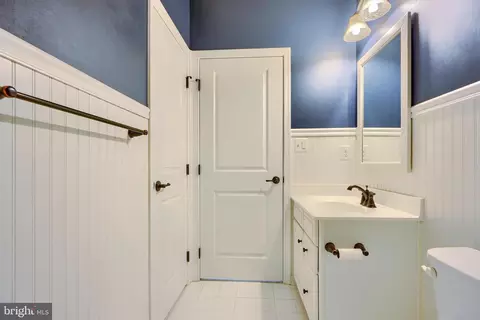 Bath - 10401 Campbell Blvd, Baltimore, MD 21220 photo 3 of 7