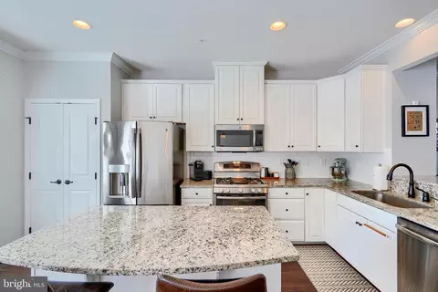Kitchen - 10401 Campbell Blvd, Baltimore, MD 21220 photo 3 of 6