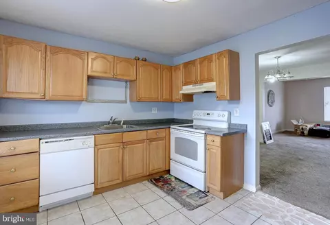 Kitchen - 7109 Ruthgreen Rd, Windsor Mill, MD 21244 photo 1 of 2