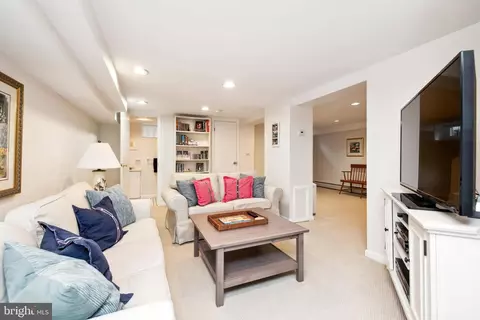 602 Worcester Rd, Towson, MD 21286 photo 29