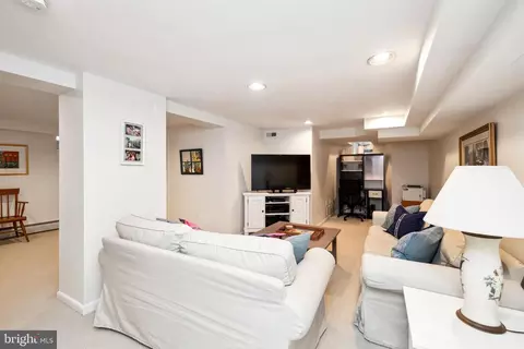 602 Worcester Rd, Towson, MD 21286 photo 28