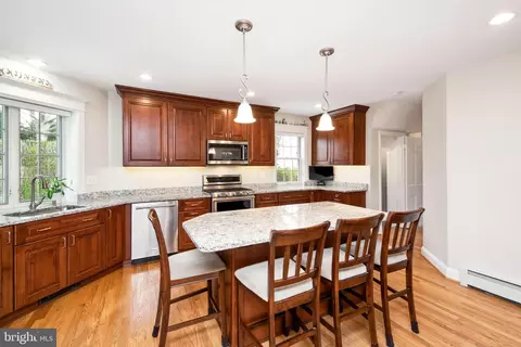 602 Worcester Rd, Towson, MD 21286 photo 12