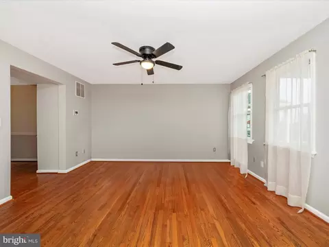 5610 Braxfield Rd, Halethorpe, MD 21227 photo 4