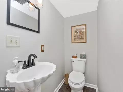 5610 Braxfield Rd, Halethorpe, MD 21227 photo 11