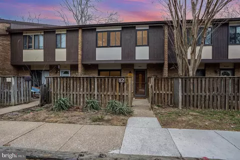 12 Pine Bark Ct #12, Cockeysville, MD 21030