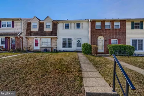32 King Charles Cir #32, Rosedale, MD 21237
