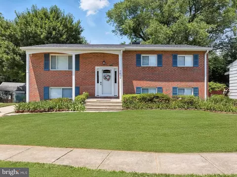 1410 Hallwood Rd, Catonsville, MD 21228
