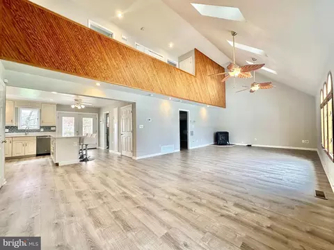 Living - 1203 Seneca Rd, Middle River, MD 21220 photo 1 of 3