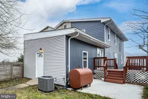 7320 Bay Front Rd, Edgemere, MD 21219
