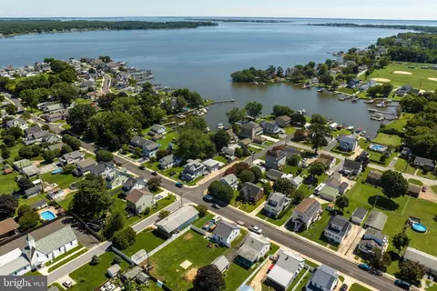 View/Area - 7320 Bay Front Rd, Edgemere, MD 21219 photo 1 of 3