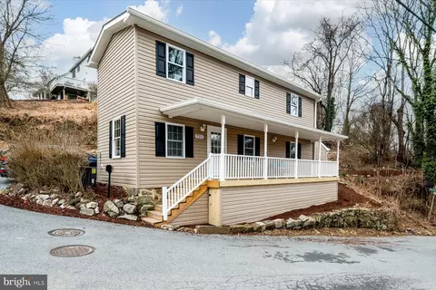 721 Hollow Rd, Ellicott City, MD 21043