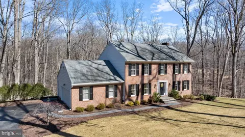 14236 Sawmill Ct, Phoenix, MD 21131