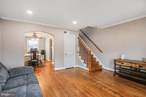 Entry Way - 1027 Elm Rd, Halethorpe, MD 21227 photo 1 of 4
