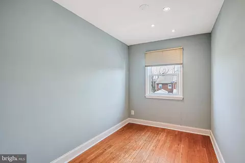 Bedroom - 1027 Elm Rd, Halethorpe, MD 21227 photo 6 of 7
