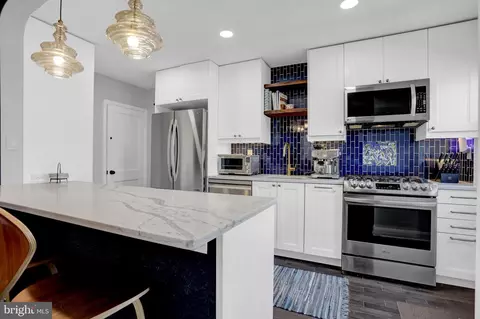 146 Stevenson Ln, Baltimore, MD 21212 photo 6