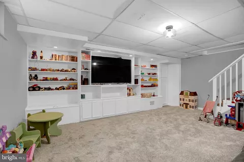 146 Stevenson Ln, Baltimore, MD 21212 photo 13