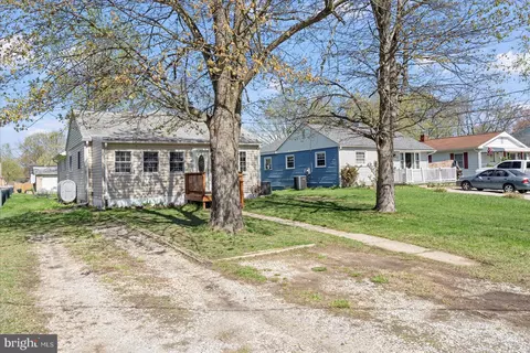 13116 Choptank Rd, Middle River, MD 21220 photo 4