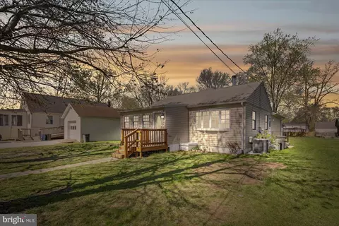 13116 Choptank Rd, Middle River, MD 21220