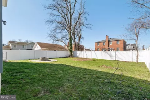 Exterior - 2620 Edgemere Ave, Sparrows Point, MD 21219 photo 2 of 3