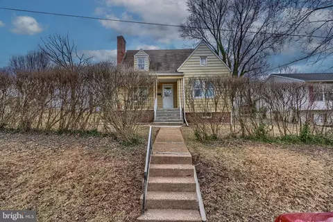297 Hazel Ave, Halethorpe, MD 21227