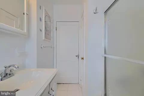 297 Hazel Ave, Halethorpe, MD 21227 photo 22