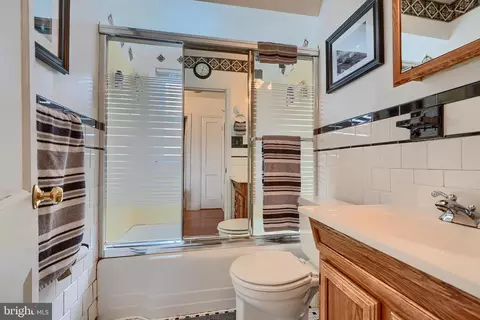 297 Hazel Ave, Halethorpe, MD 21227 photo 33