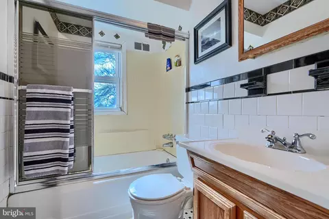 297 Hazel Ave, Halethorpe, MD 21227 photo 35