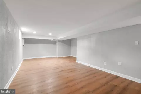 18 Rollwin Rd, Baltimore, MD 21244 photo 24