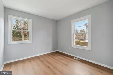18 Rollwin Rd, Baltimore, MD 21244 photo 17