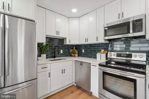 18 Rollwin Rd, Baltimore, MD 21244 photo 13