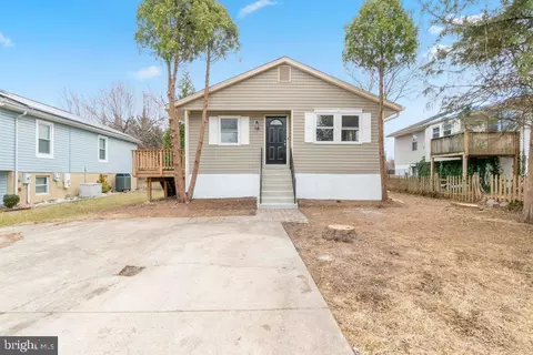 18 Rollwin Rd, Baltimore, MD 21244 photo 4