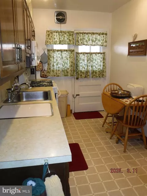 2015 Wareham Rd, Dundalk, MD 21222 photo 6