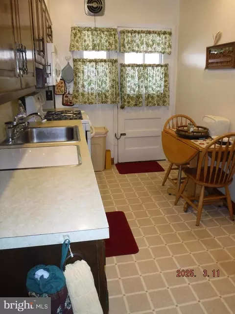 2015 Wareham Rd, Dundalk, MD 21222 photo 5