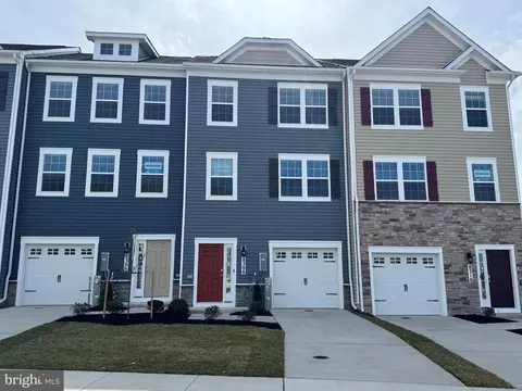 8308 Dieter Dr, Rosedale, MD 21237