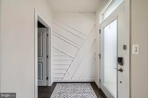 Entry Way - 427 Redbridge St, Middle River, MD 21220 photo 1 of 4
