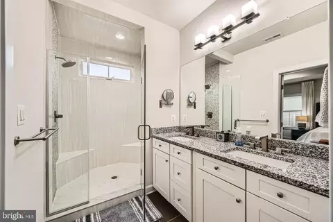 Bath - 427 Redbridge St, Middle River, MD 21220 photo 2 of 5