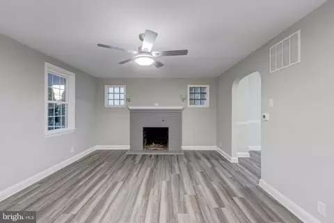 Living - 1202 Circle Dr, Halethorpe, MD 21227 photo 2 of 8