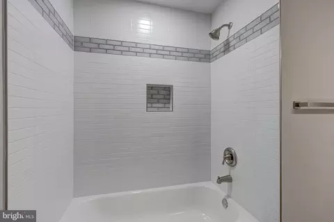 Bath - 1202 Circle Dr, Halethorpe, MD 21227 photo 3 of 4