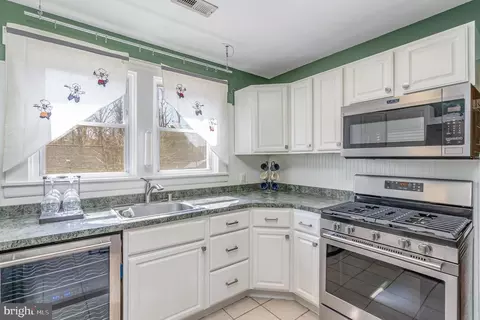 Kitchen - 5813 Ebenezer Rd, White Marsh, MD 21162 photo 2 of 2